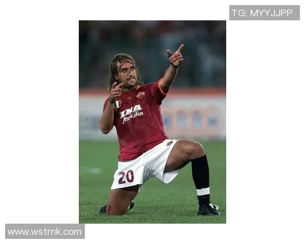 足球明星金属挂件推荐及其独特魅力解析让你爱不释手